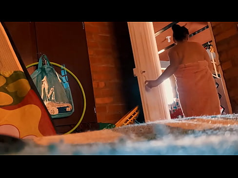 ❤️ Amcam beni duşa kadar takip ediyor, ben duş alırken beni sikiyor. ❤ Rus pornosu pornoda tr.filmepornonline.ru ❌️